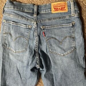 Levi super skinny jeans size 26